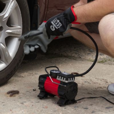 Зручний, маленький